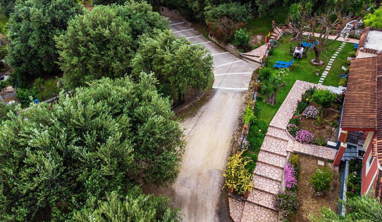 Bozikis Apartament *